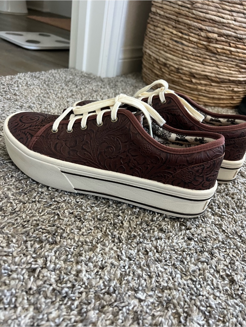 Ariat Women's Dark Brown Embossed Platform Sneakers with Cream Laces